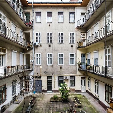 Bpr Bright Sapphire Apartment Budapest Ngoại thất bức ảnh