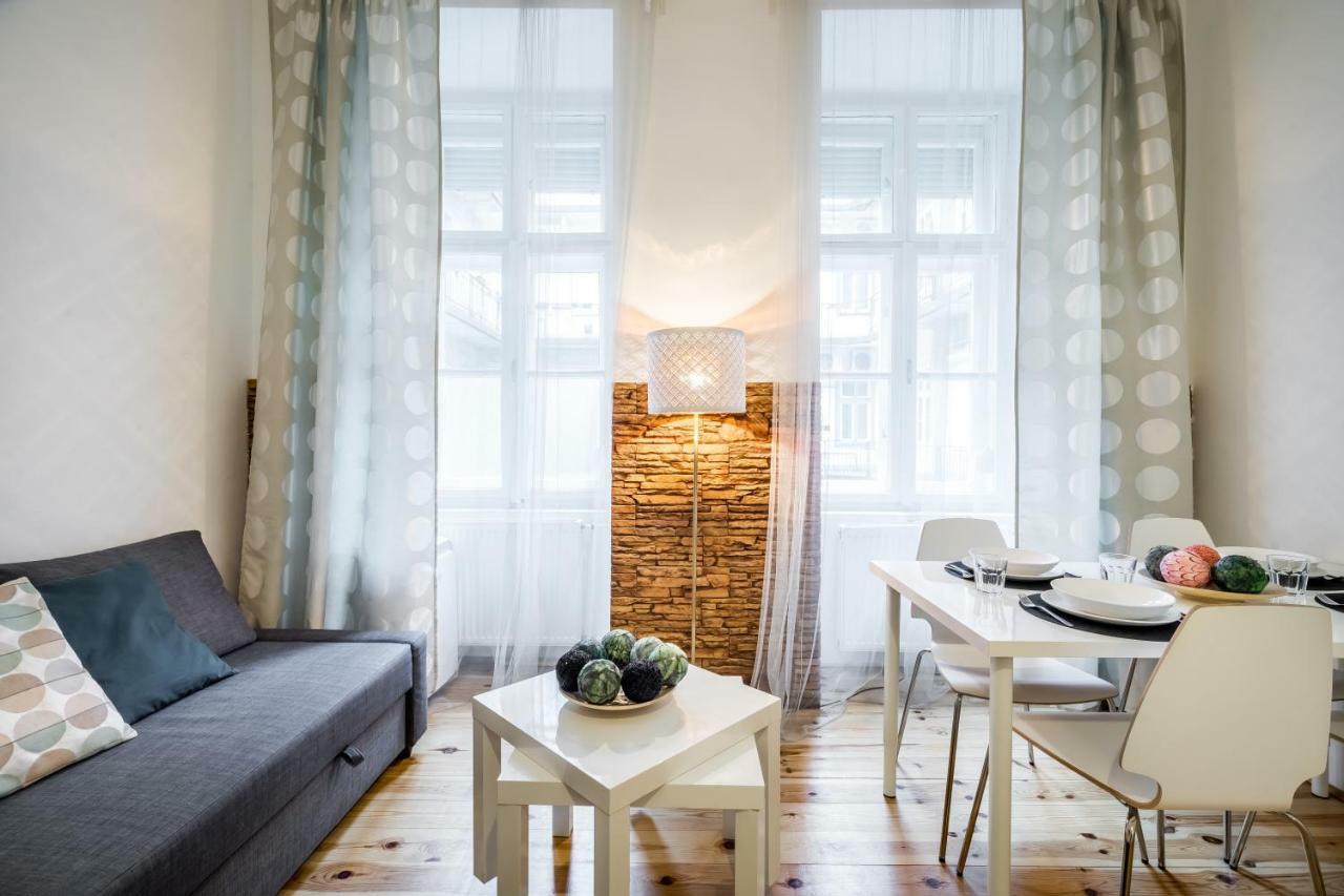 Bpr Bright Sapphire Apartment Budapest Ngoại thất bức ảnh
