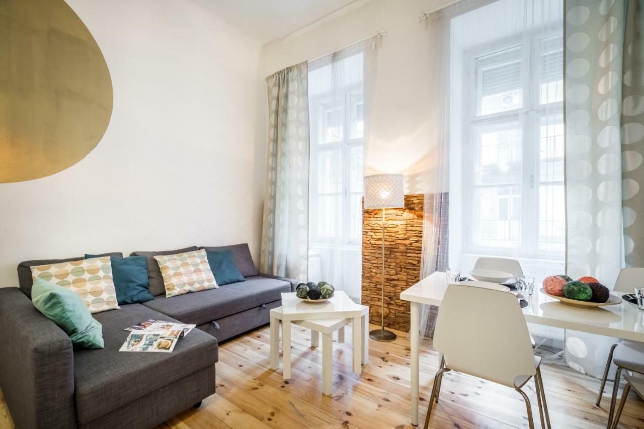 Bpr Bright Sapphire Apartment Budapest Ngoại thất bức ảnh
