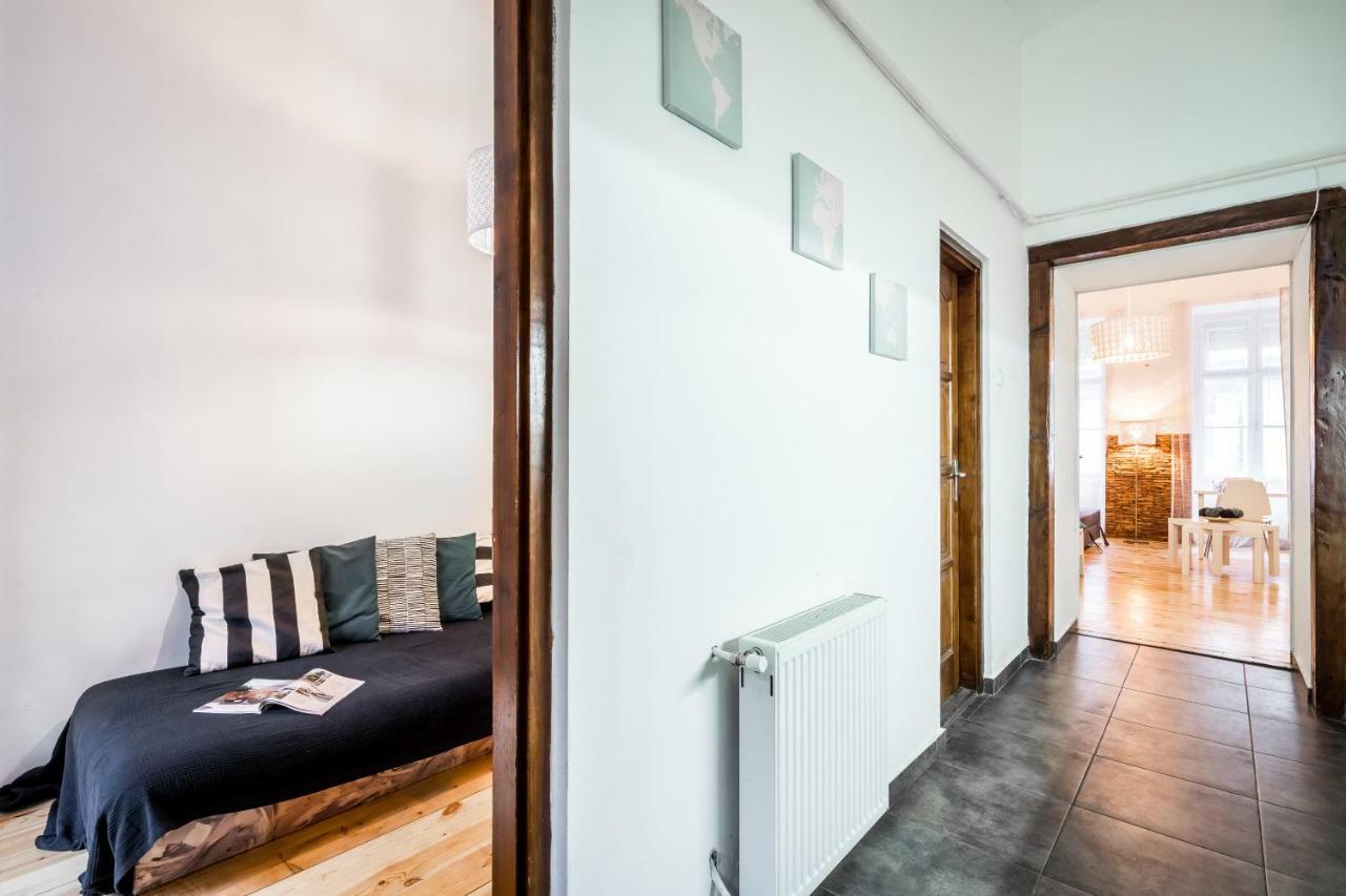 Bpr Bright Sapphire Apartment Budapest Ngoại thất bức ảnh