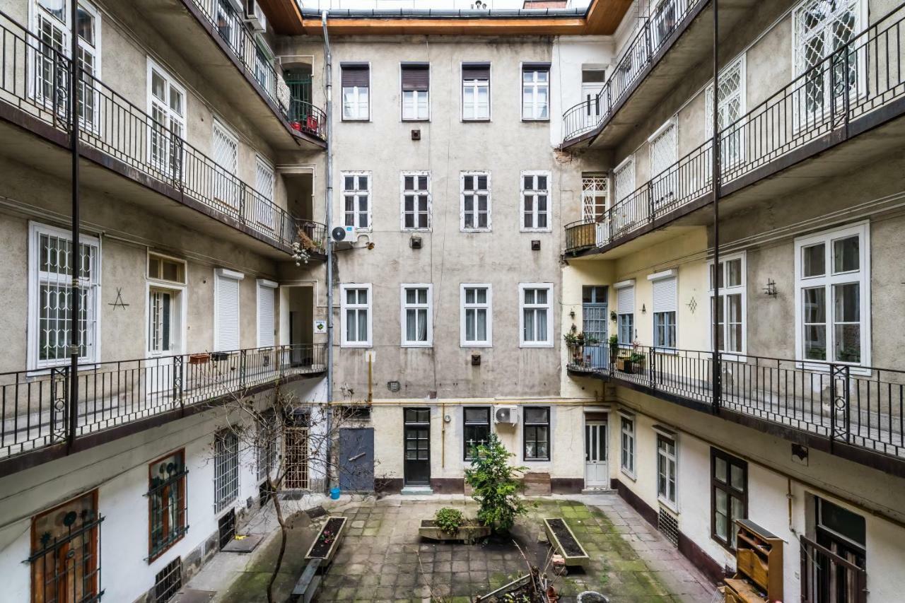 Bpr Bright Sapphire Apartment Budapest Ngoại thất bức ảnh