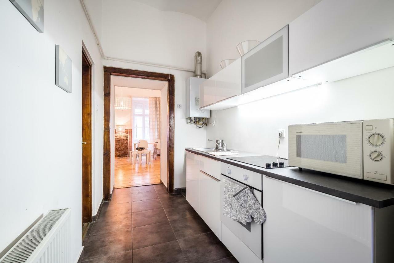 Bpr Bright Sapphire Apartment Budapest Ngoại thất bức ảnh